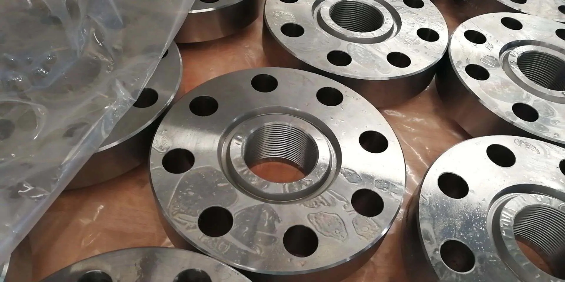 API-6A-Standard-Adpter-Flanş-Wellhead.Webp (1)